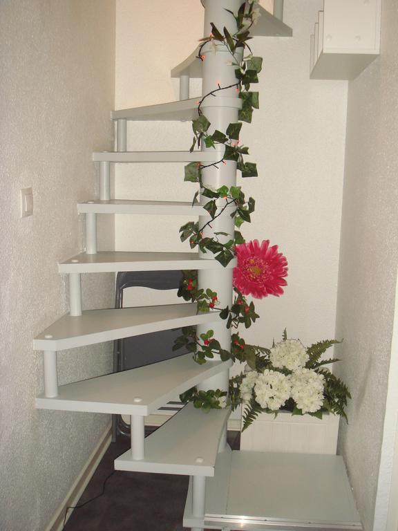 Apartamento T1Bis Duplex Hyper Centre Historique De Bx Burdeos Habitación foto