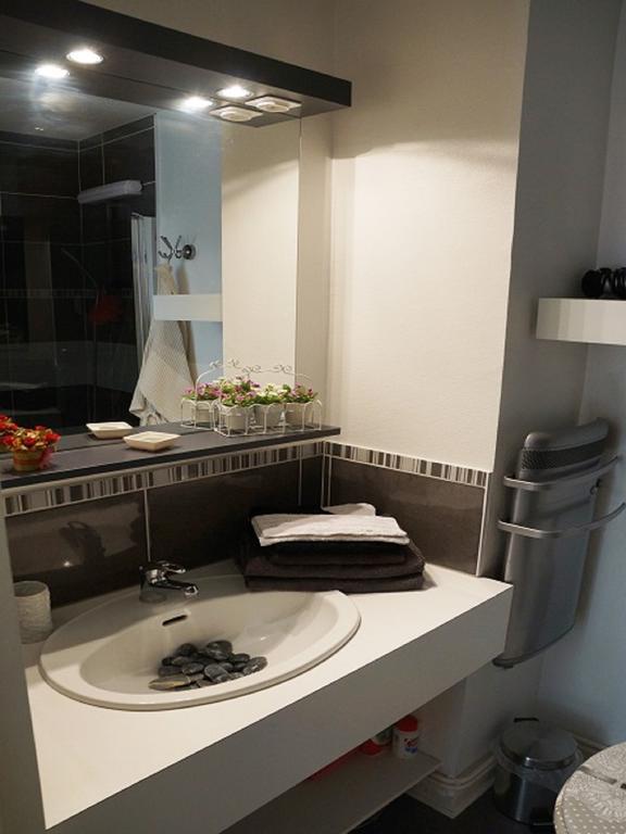 Apartamento T1Bis Duplex Hyper Centre Historique De Bx Burdeos Exterior foto